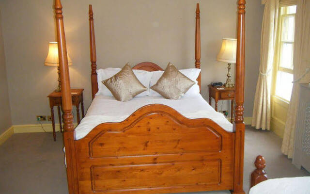 Hilden House