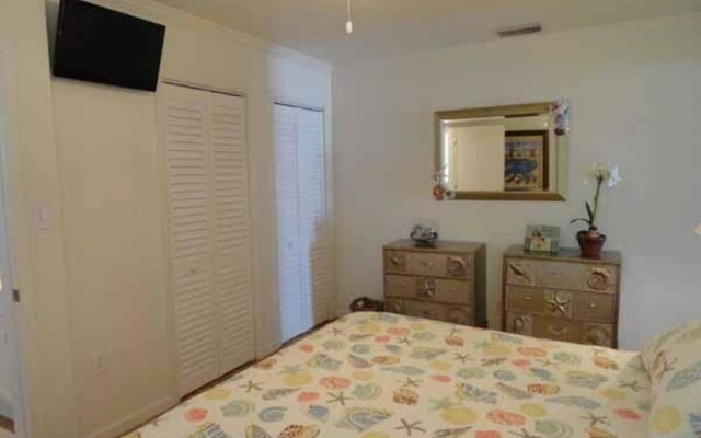 4 Beach Lovers - Unit 2