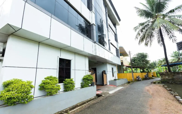 Cochin Airport Hotel By OYO Rooms