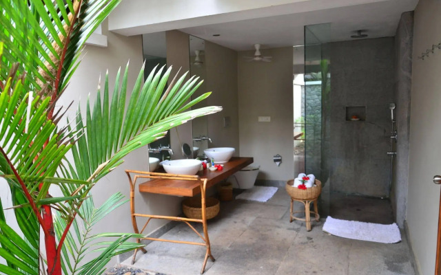 Neeleshwar Hermitage