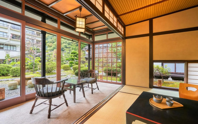 Ooedo Onsen Monogatari Premium Saiki Bekkan