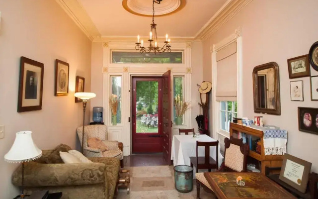 Borland House Inn
