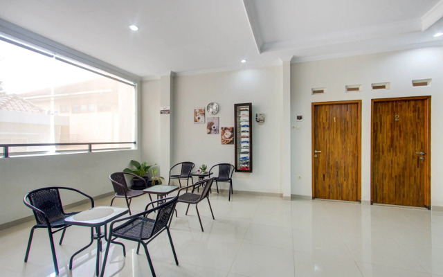 OYO 3280 Cendhani Raras