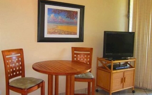 Waiohuli Beach Hale Ocean View Condos with Parking