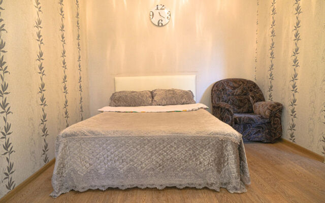 Crystal Apartments on Avenue Kuzbasskij, bld.14