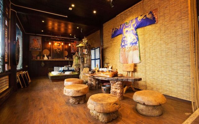 Mo Dai Mountain Inn