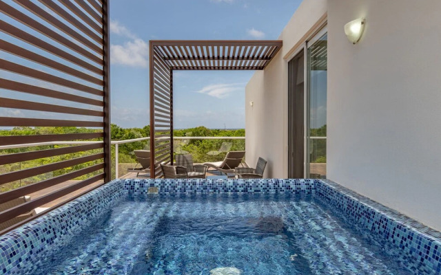 Luxury Ocean View Penthouse Riviera Maya