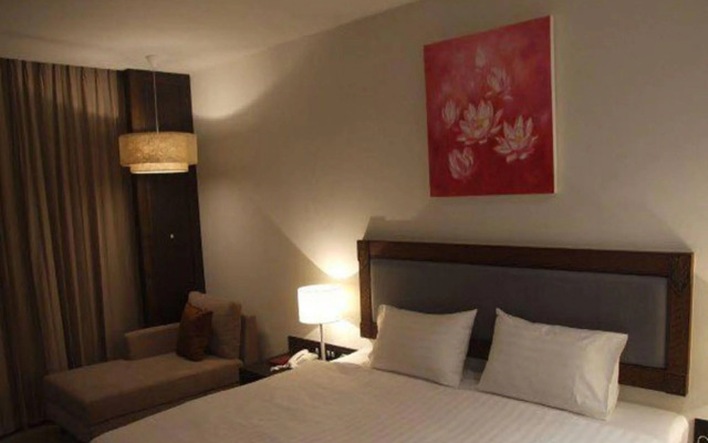 Sunee Grand Hotel and Convention Center