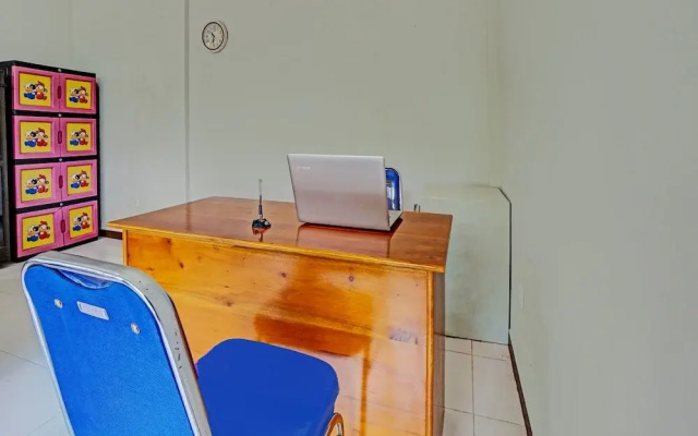 OYO Life 92021 Dua Putra Homestay Klayar