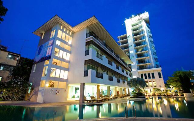 The Pattaya Discovery Beach Hotel Pattaya