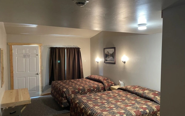 Hooks Hideaway Motel