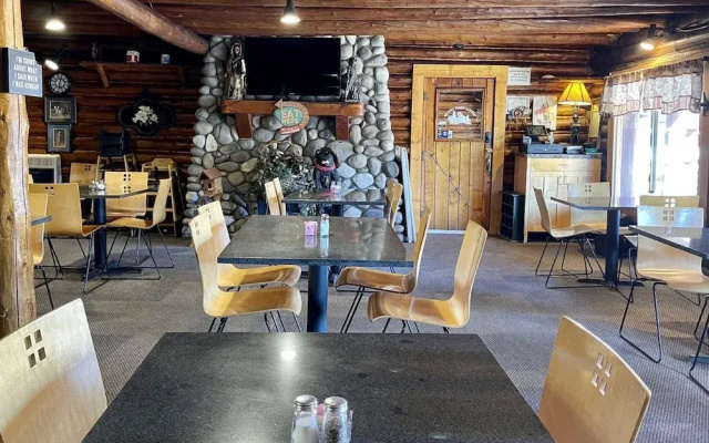 Island Park Lodge
