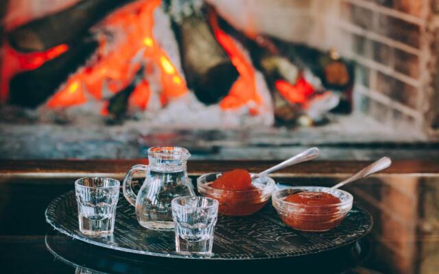 Etheres Tzoumerkon Mountain Resort