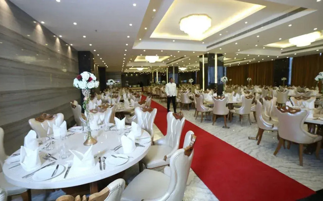 The Grand Mountain Hotel