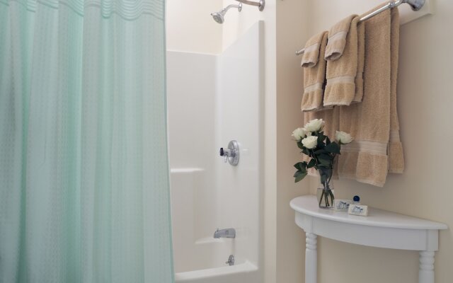 Brewster House Bed & Breakfast