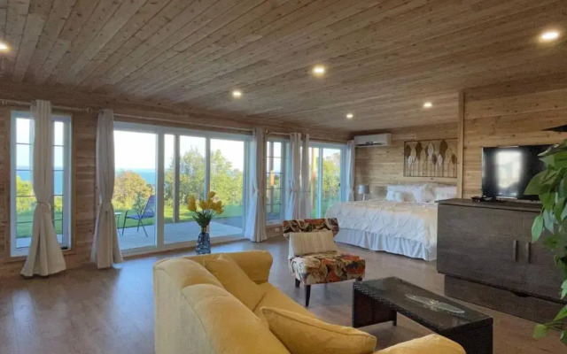 A Unique Loft to Travel Back in Time