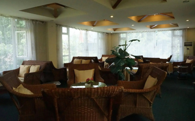 Huashuiwan No. 1 Hot Spring Hotel