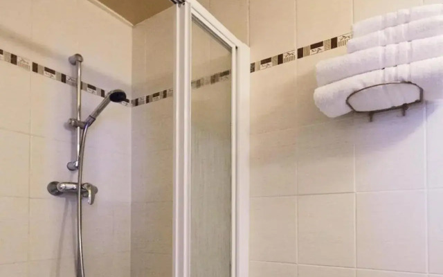 Hotel Paris Villette