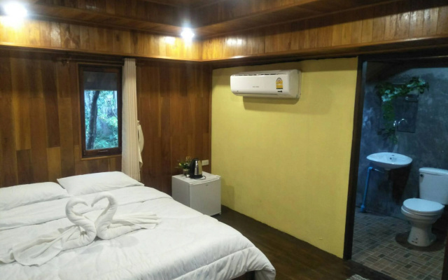 OYO 604 Ruen Mai Horm Resort