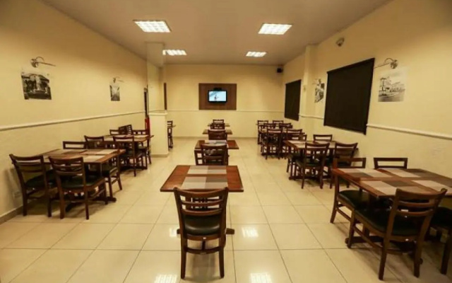 Hotel Colonial