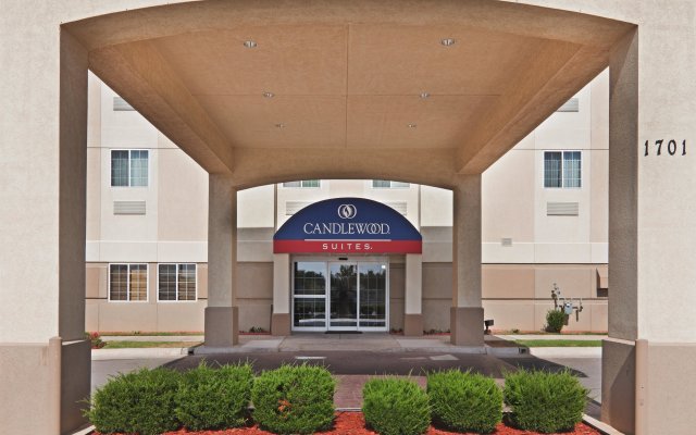 Candlewood Suites Oklahoma City-Moore, an IHG Hotel