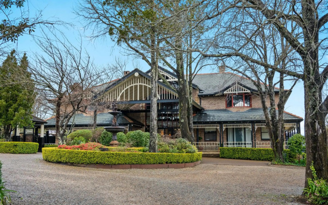 Echoes Boutique Hotel and Restaurant