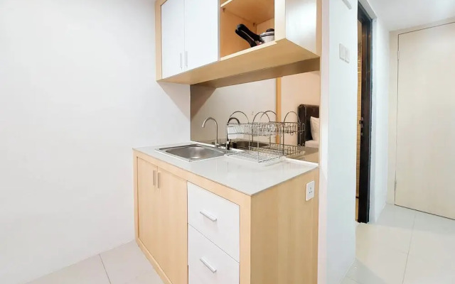 Cozy And Strategic Studio Apartment At De Prima