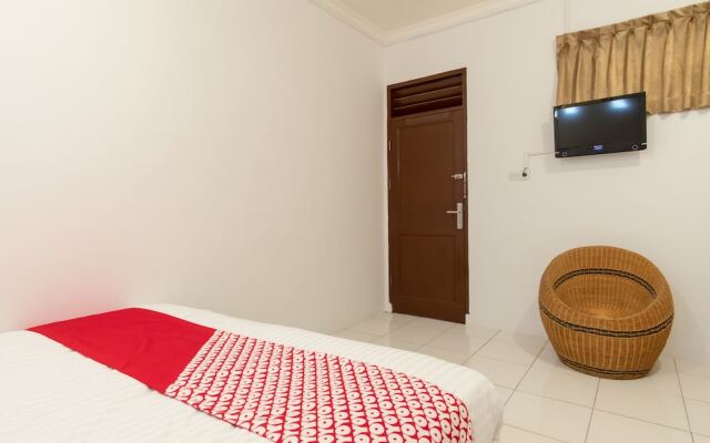 Super OYO 356 Titipapan Residence