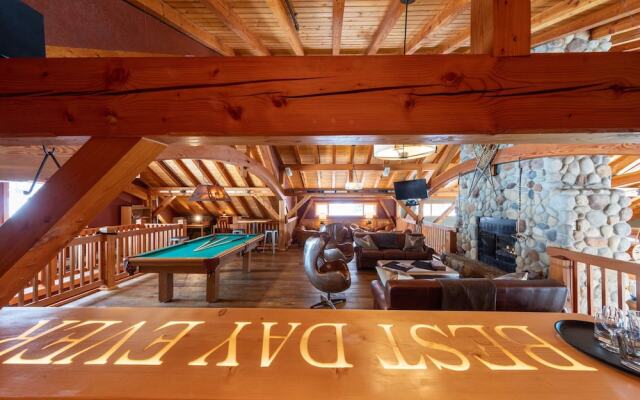 Heather Mountain Lodge