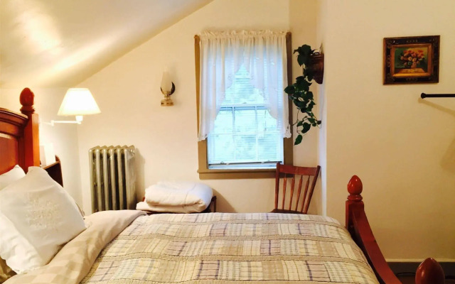 Borland House Inn
