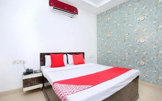 Hotel Blu Hill by OYO Rooms