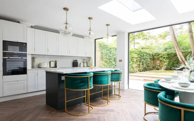 Westbourne Park Road Xviii by Onefinestay