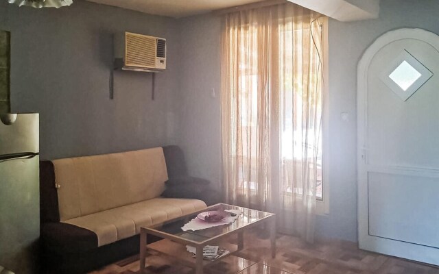 Amazing Apartment in Benkovac With Wifi and 2 Bedrooms