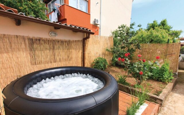 Stunning Home in Pula With Jacuzzi, Wifi and 2 Bedrooms