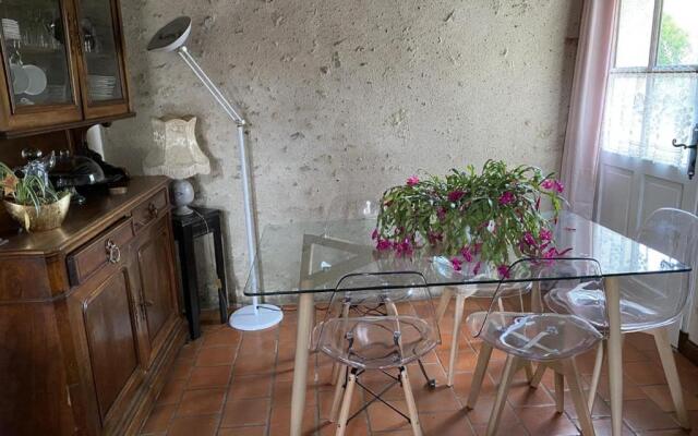 Gîte Souvigny-de-Touraine, 3 pièces, 4 personnes - FR-1-381-470