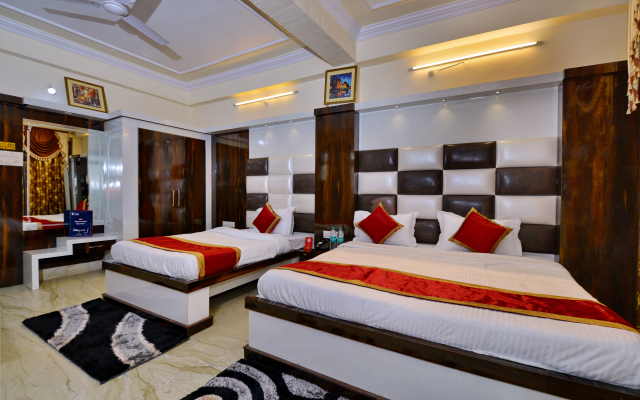 Hotel Ganpati Plaza