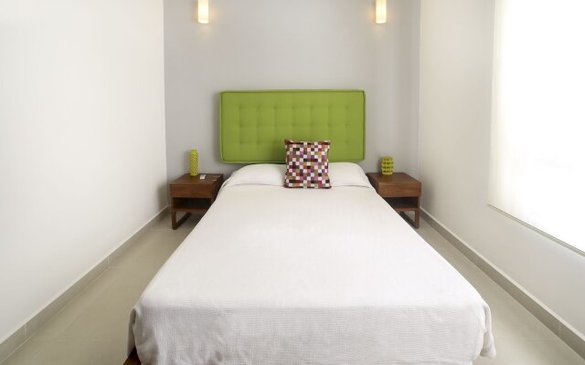 HIRA PH4 w Rooftop Terrace by Gate48