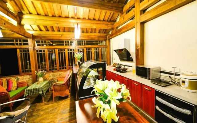 Dali Yuehai Shanqi Inn