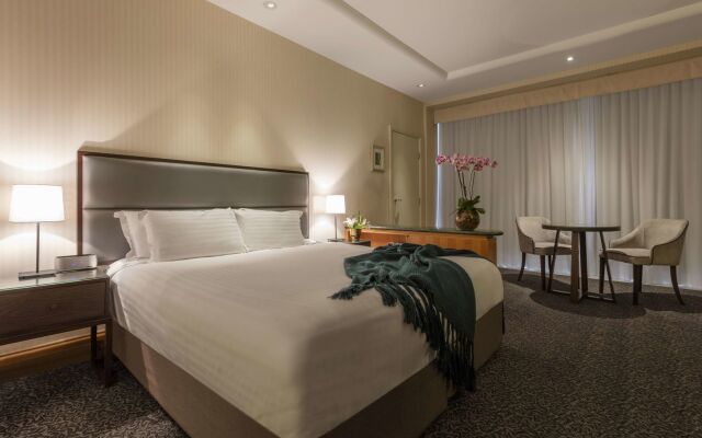 Oaks Gold Coast Hotel