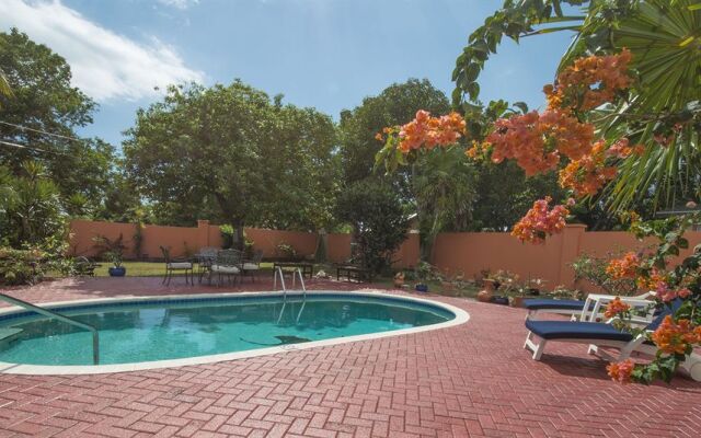 La Cazetta Guest House and Cottages
