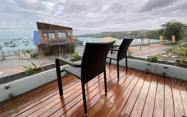 Galapagos Sunset Hotel