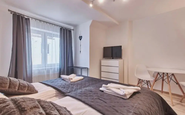 Żeromskiego 5 by Baltic Home