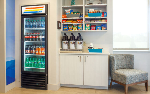 Holiday Inn Express Nags Head Oceanfront by IHG