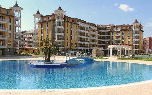 Private Apartment in Royal Sun Apartment Complex