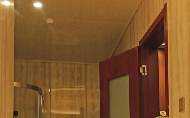 Summer Hotel – Hotel Rooms – Suzhou