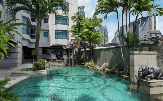 DoubleTree by Hilton Bangkok Ploenchit