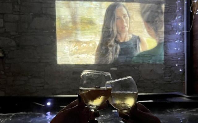 The Stonehouse Suites