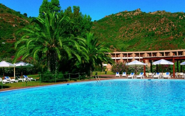 Resort Is Molas Resort