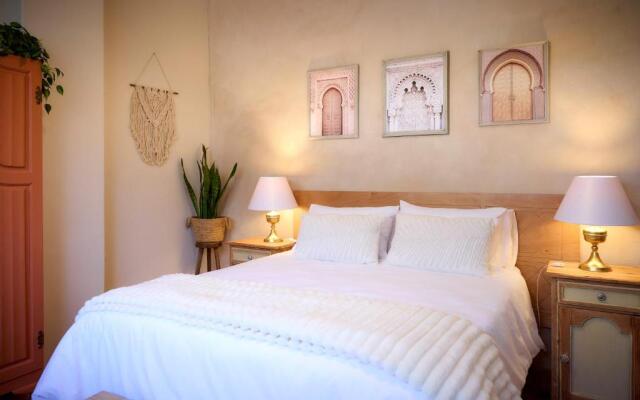 The BeeKeeper's Inn