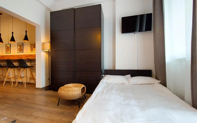 AMZEI Studios & Suites